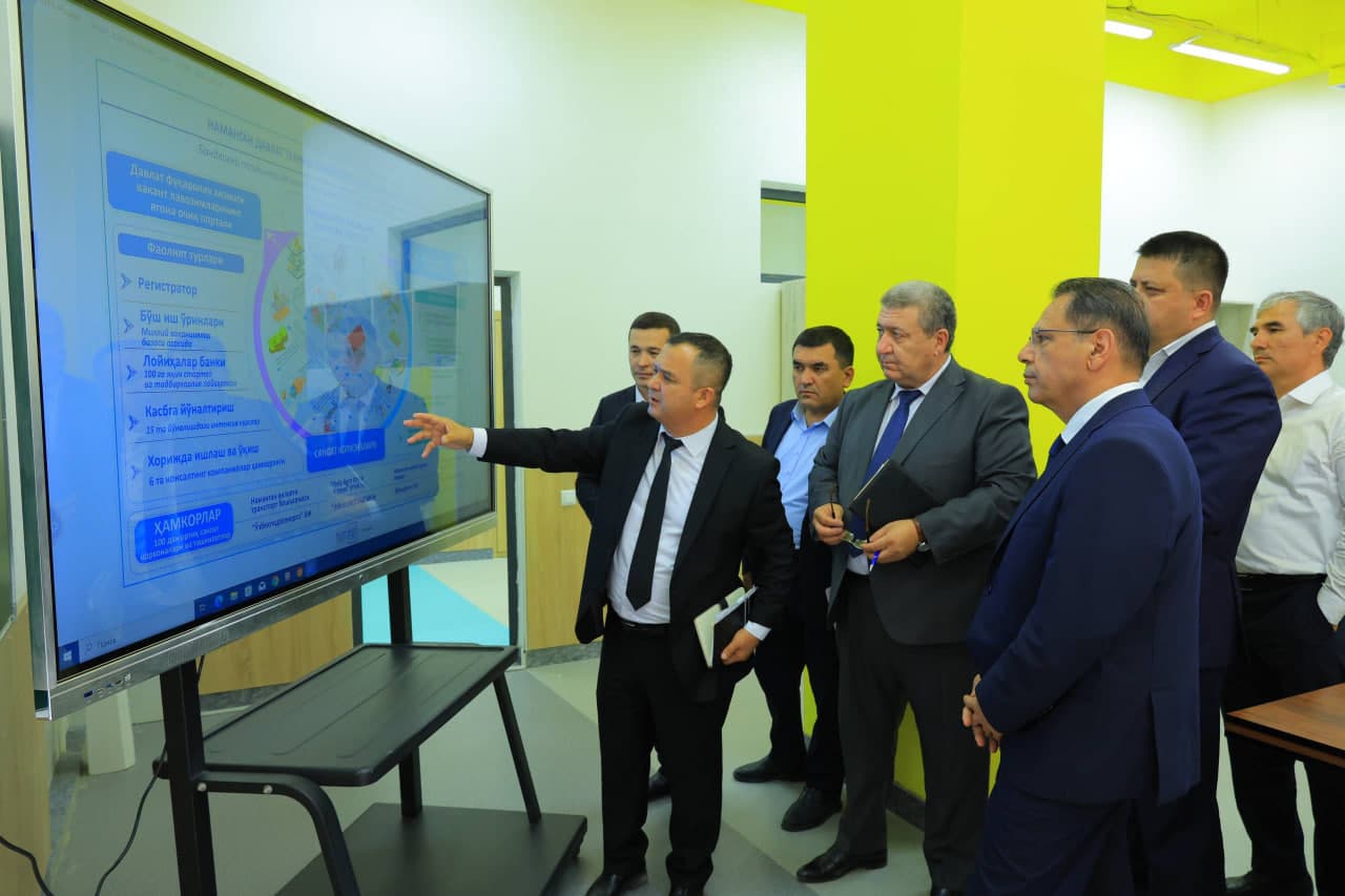 Namangan davlat texnika universiteti bitiruvchilarini ish bilan taʼminlashga qaratilgan istiqbolli loyihalari taqdimoti oʻtkazildi