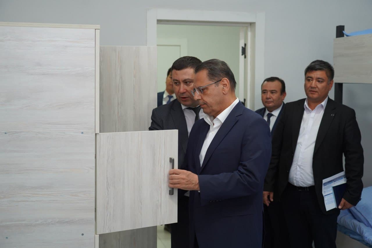 Vazir Yangiyer filialida kuz-qish mavsumiga tayyorgarlik jarayonlarini ko‘zdan kechirdi