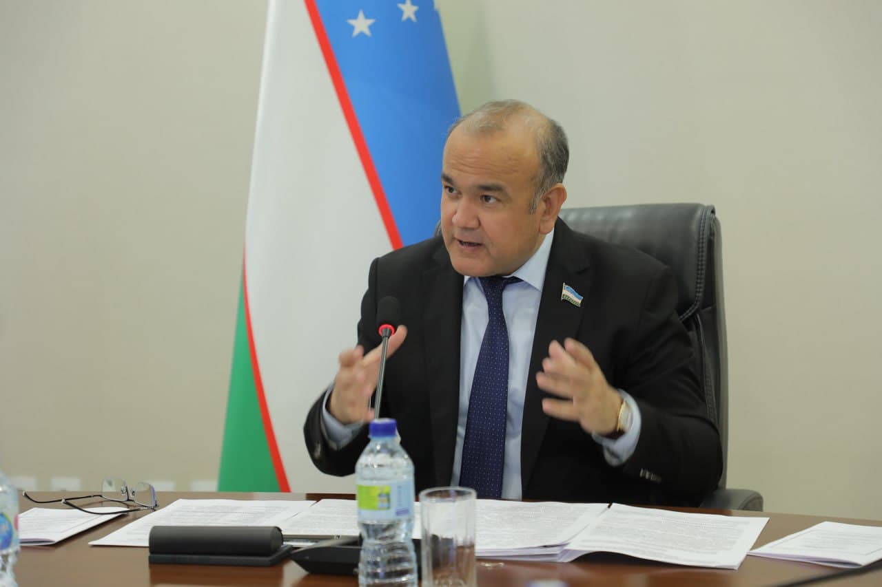 Ilmiy izlanish olib borayotgan tadqiqotchilar bilan uchrashuv o‘tkazildi