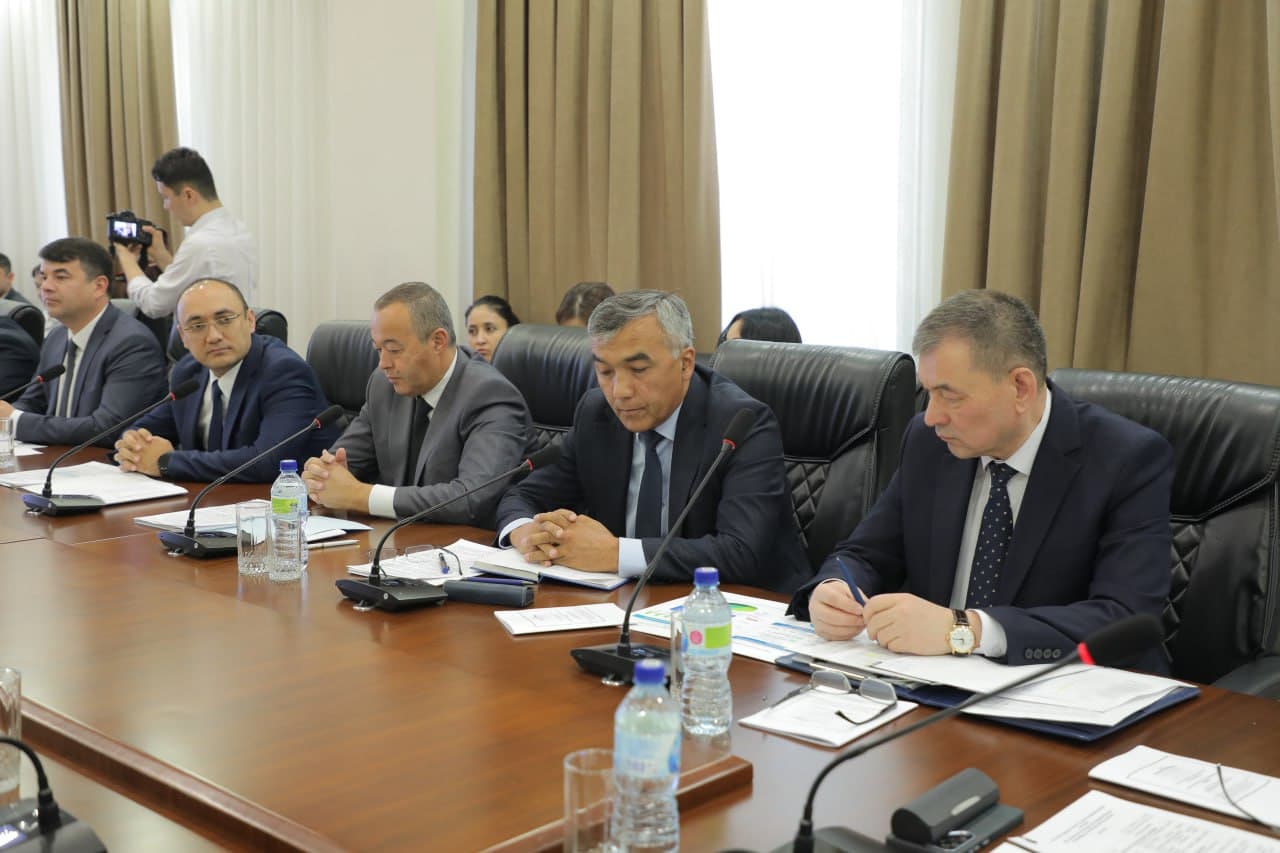 Ilmiy izlanish olib borayotgan tadqiqotchilar bilan uchrashuv o‘tkazildi