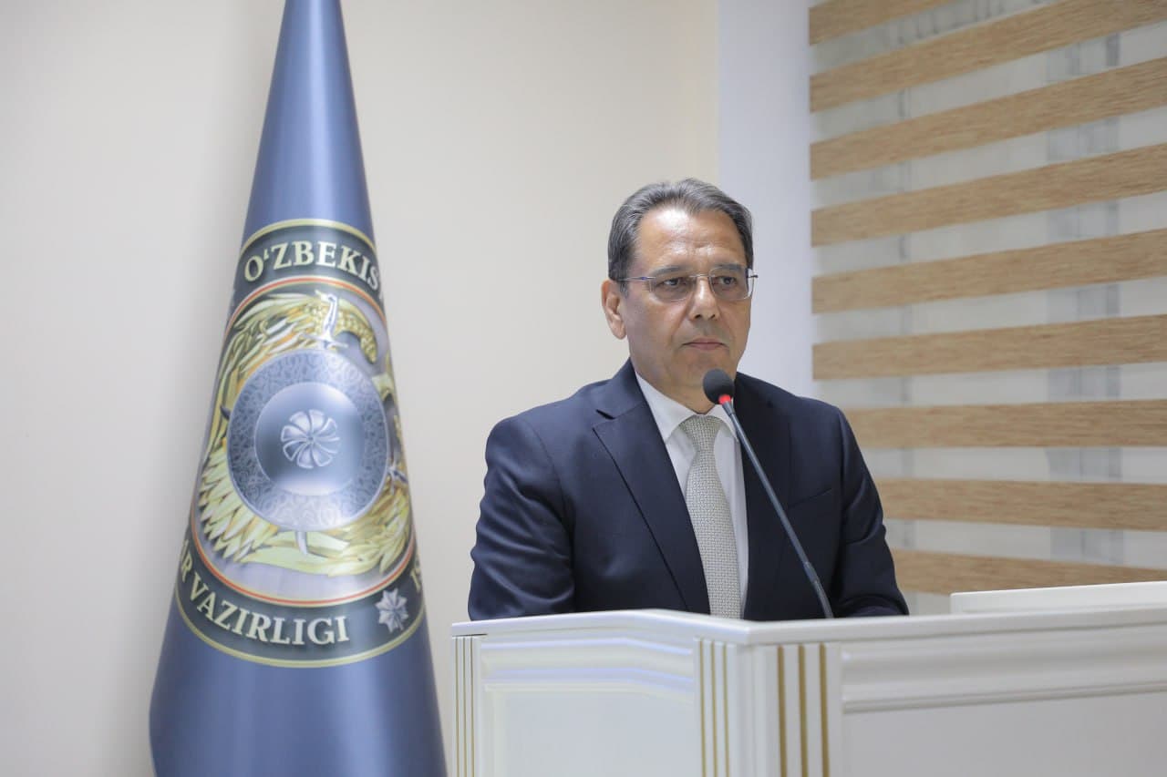 The Minister held a meeting with the cadets and faculty of the Academy of the Ministry of Internal Affairs