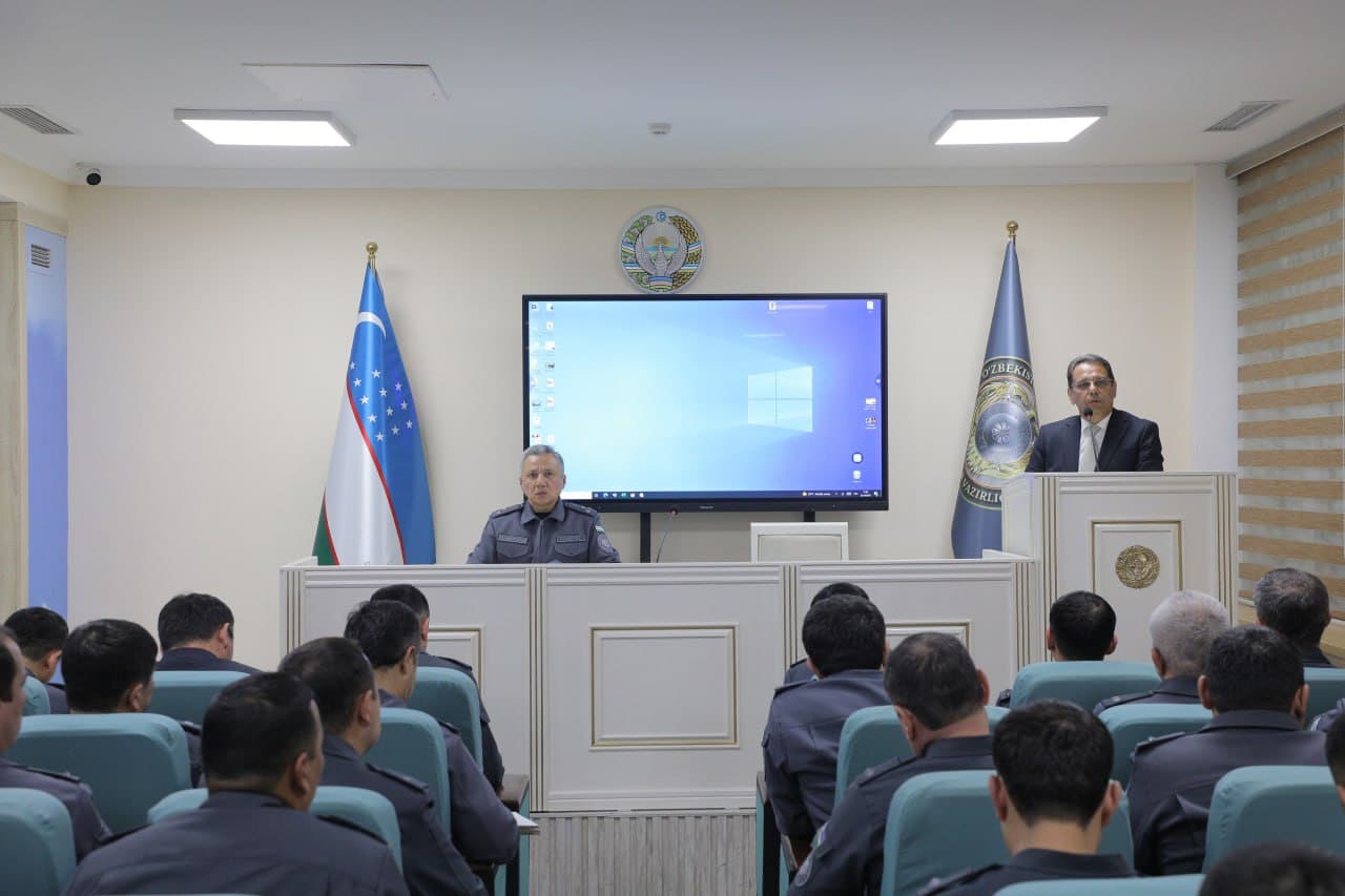 The Minister held a meeting with the cadets and faculty of the Academy of the Ministry of Internal Affairs