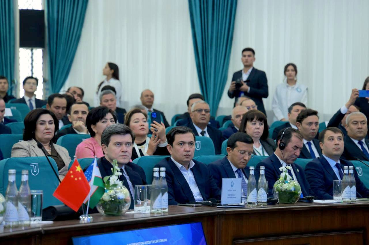 Второй Узбекистано-Китайский образовательный форум официально открыт