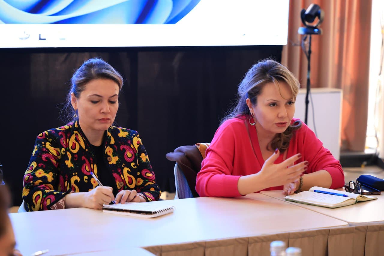 Vazir OTM psixologlari bilan davra suhbati o‘tkazdi