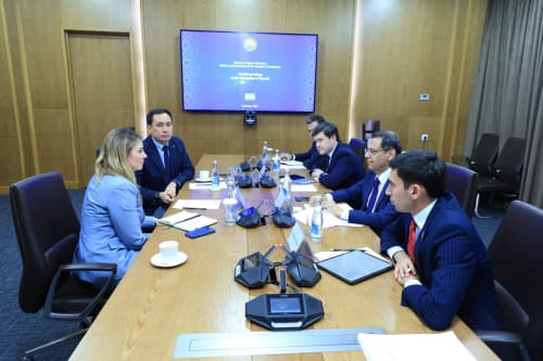 Vazir OpenAI va Silkroad Innovation Hub vakillari bilan uchrashdi