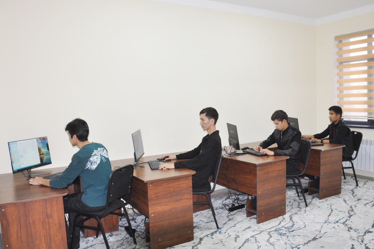 Qoraqalpoq davlat universitetida yangi 400 o‘rinli talabalar turar joyi foydalanishga topshirildi