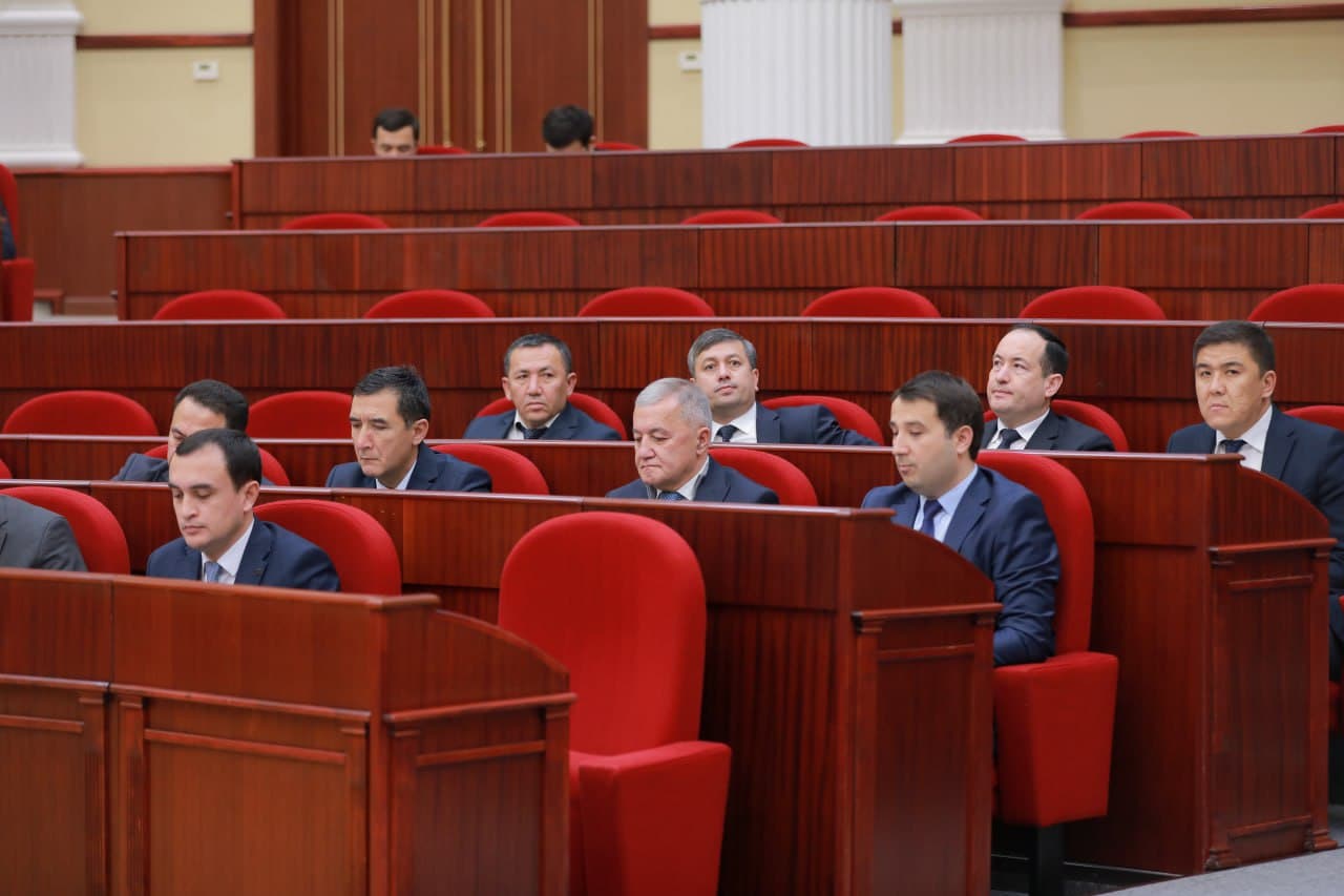 Oliy Majlis Qonunchilik palatasining majlisi