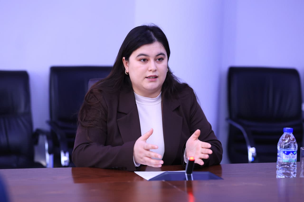 Korrupsiyaga qarshi kurashish chora-tadbirlarini kuchaytirishga qaratilgan seminar tashkil etildi