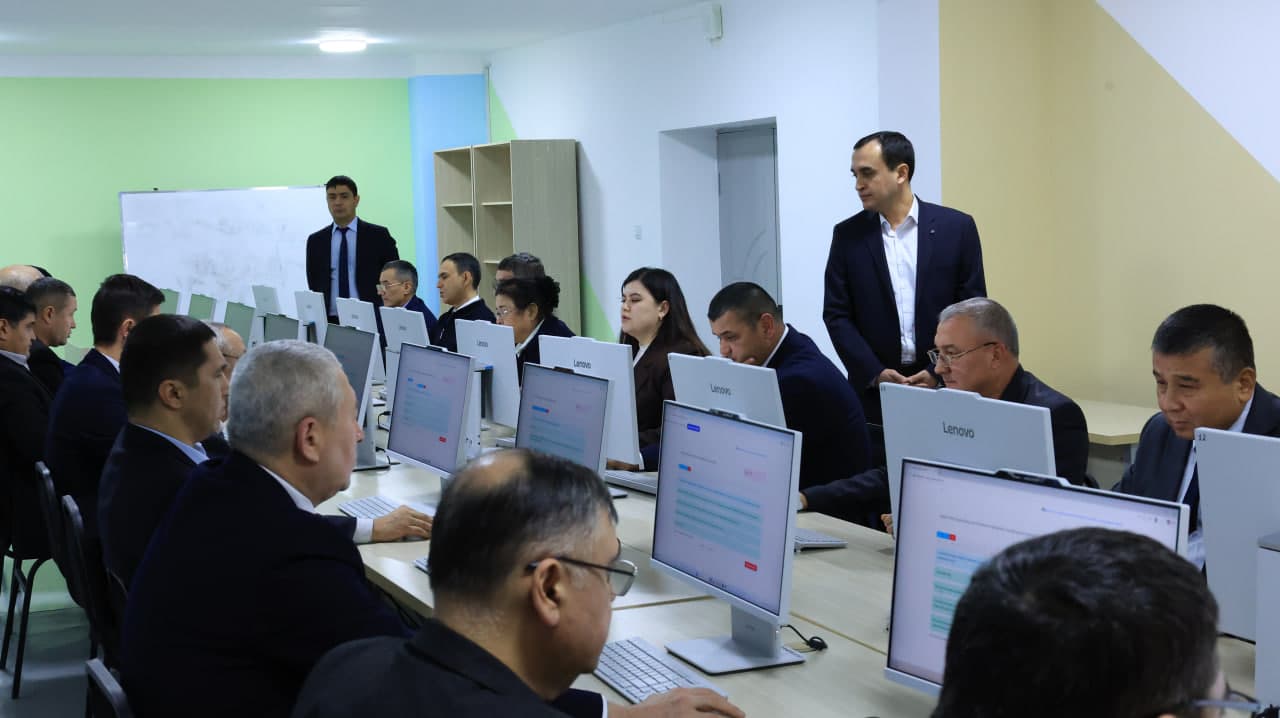 Korrupsiyaga qarshi kurashish chora-tadbirlarini kuchaytirishga qaratilgan seminar tashkil etildi