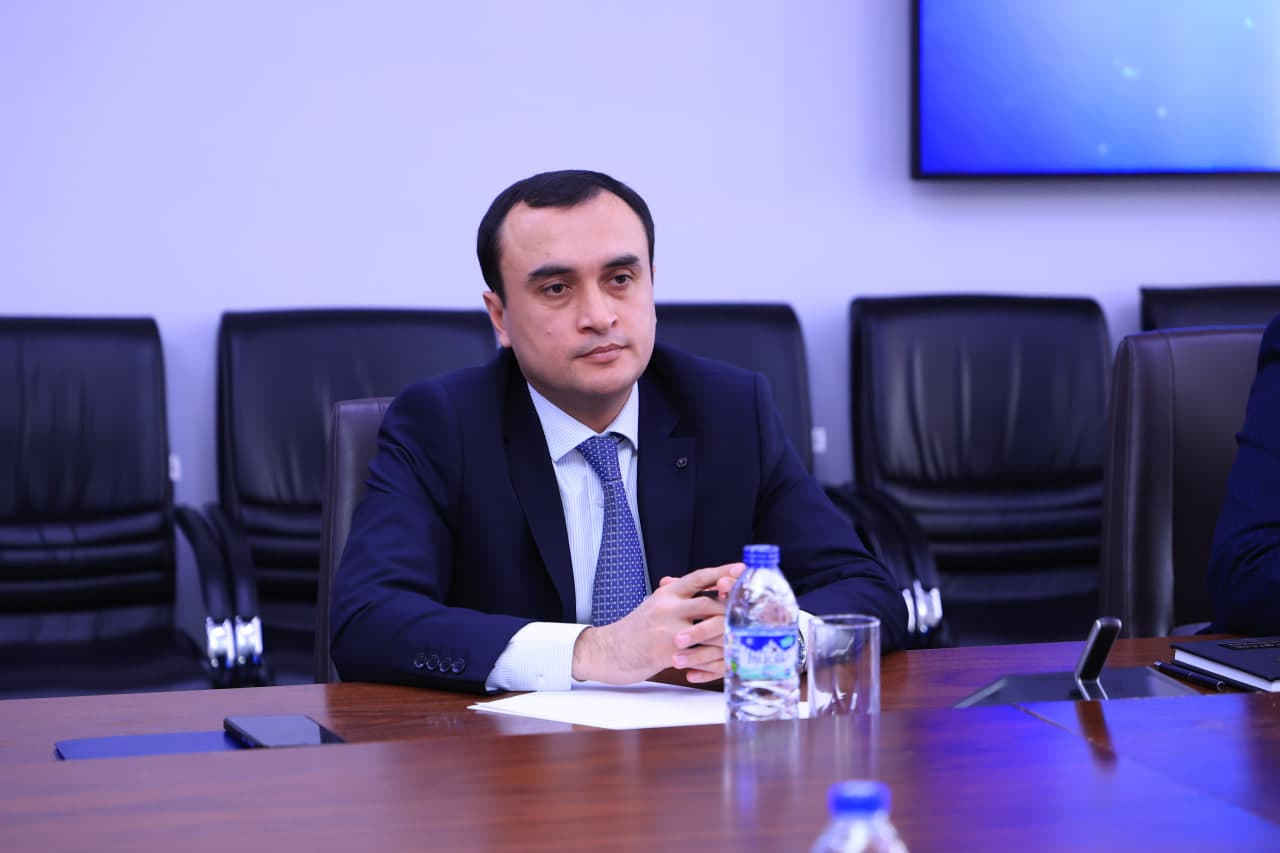 Korrupsiyaga qarshi kurashish chora-tadbirlarini kuchaytirishga qaratilgan seminar tashkil etildi