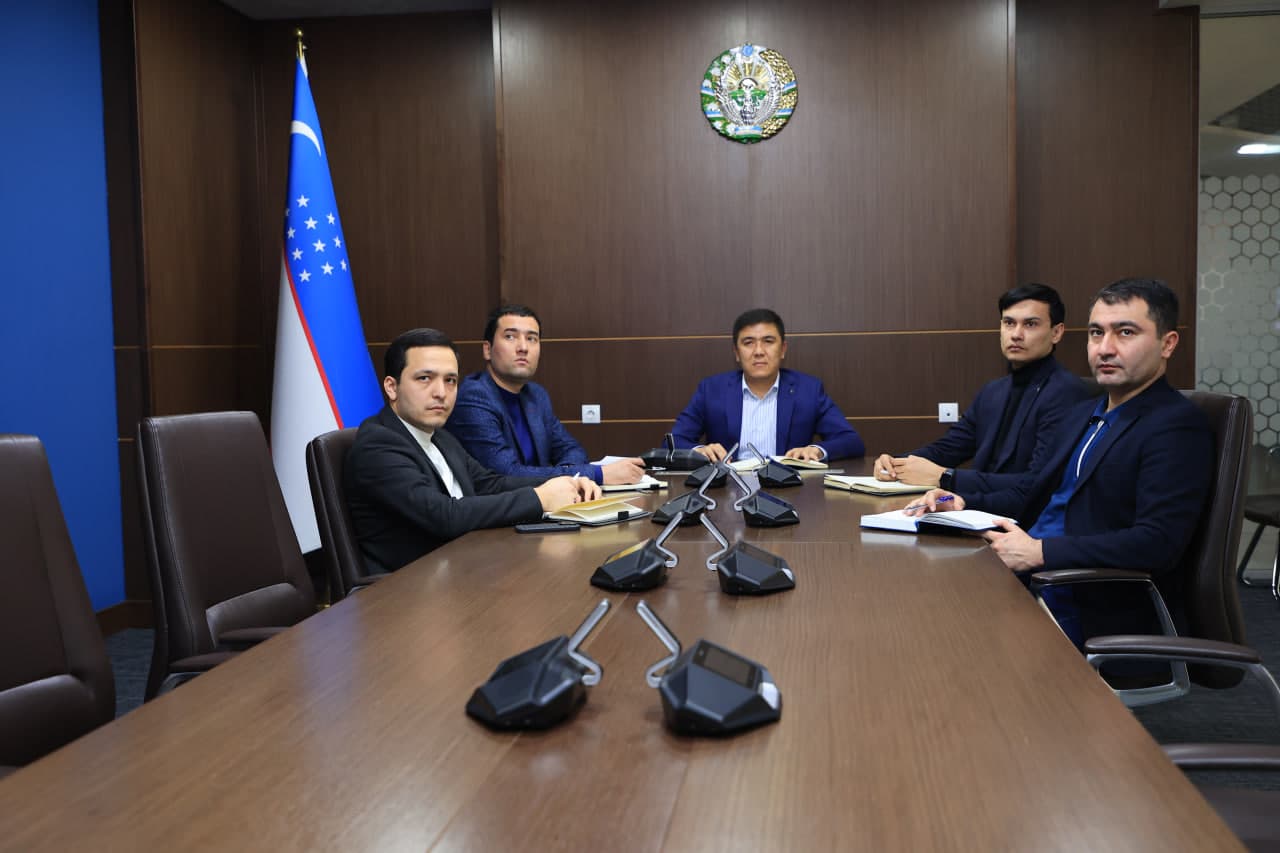 Xorijda tahsil olayotgan yoshlar bilan ochiq muloqot o‘tkazildi