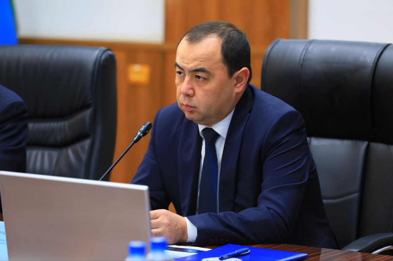 “Raqamli iqtisodiyot sharoitida iqtisodiy xavfsizlikni ta’minlash: muammolar va yechimlar” mavzusida respublika ilmiy-amaliy anjumani bo‘lib o‘tdi