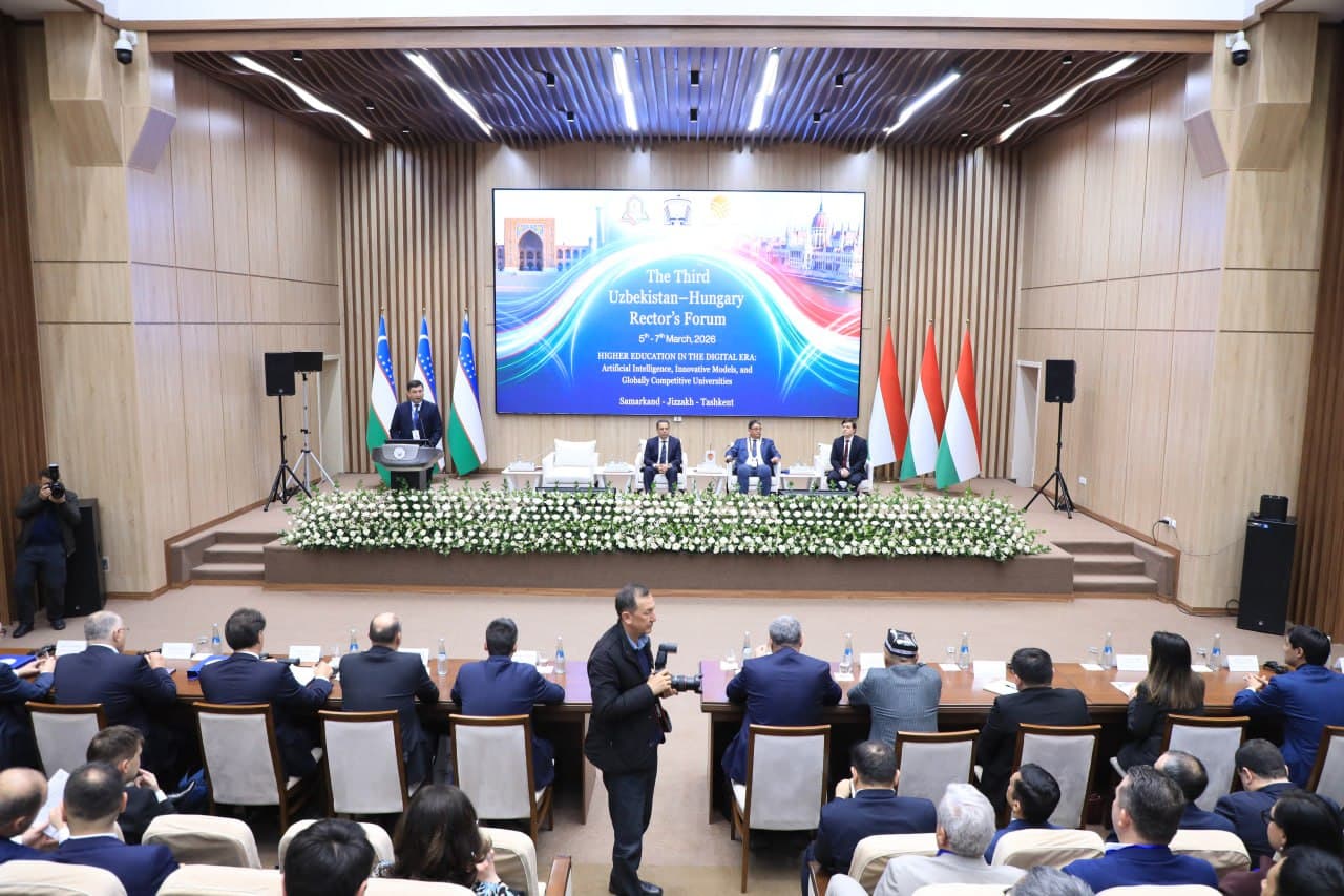 Samarqandda O‘zbekiston-Vengriya rektorlarining uchinchi forumi o‘z ishini boshladi