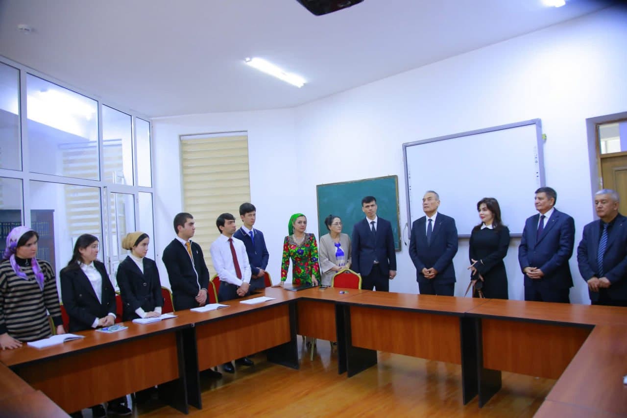 Agreement Reached to Establish an Uzbek Language and Culture Center in Dushanbe