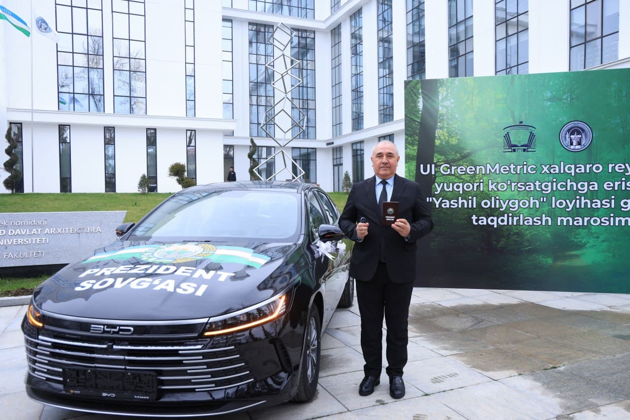 Winner of the “Green University” Competition Awarded a BYD Chazor Electric Vehicle