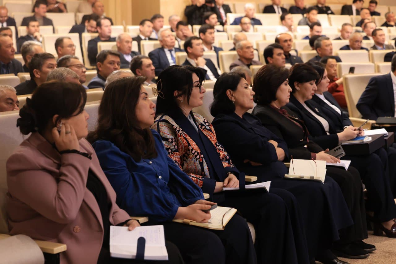 Samarqandda rektorlar ishtirokida oliy taʼlimni transformatsiya qilish masalasi muhokama qilindi