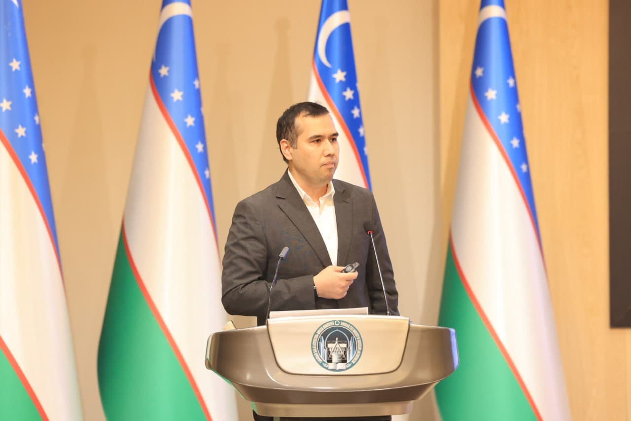 Samarqandda rektorlar ishtirokida oliy taʼlimni transformatsiya qilish masalasi muhokama qilindi