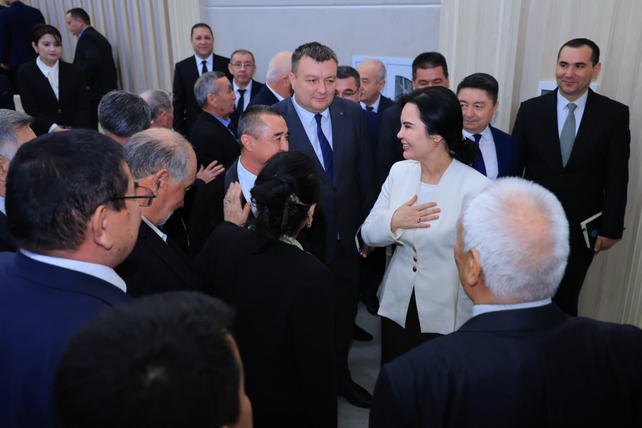 Коллективу Ургенчского государственного университета представлен новый ректор