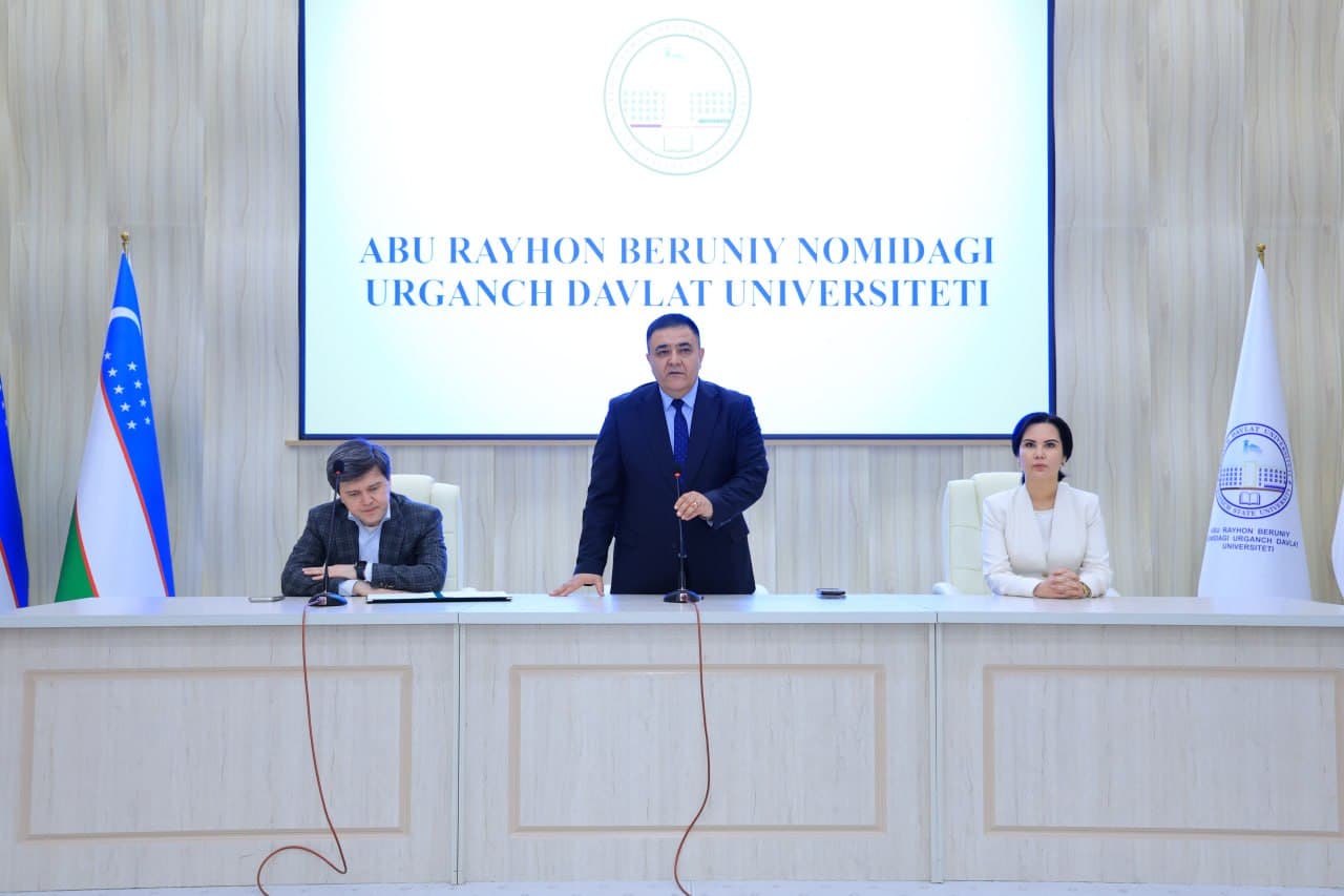 Коллективу Ургенчского государственного университета представлен новый ректор