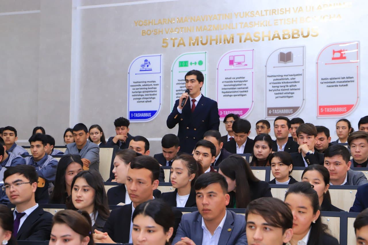 Vazir Samarqandda “Yoshlar kuni” tadbirlarida ishtirok etdi