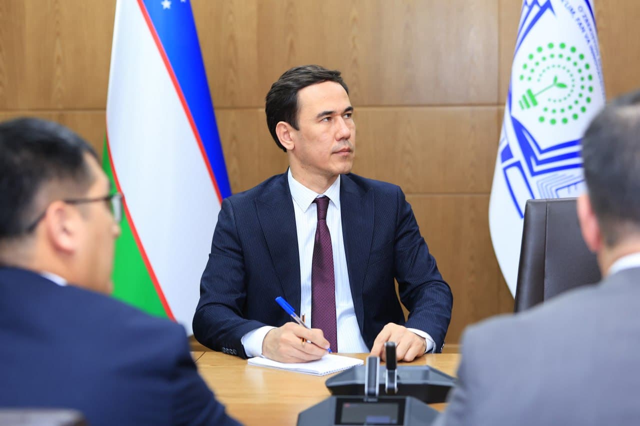 Navoiy davlat universiteti Kuzatuv kengashining navbatdagi yigʻilishi boʻlib oʻtdi