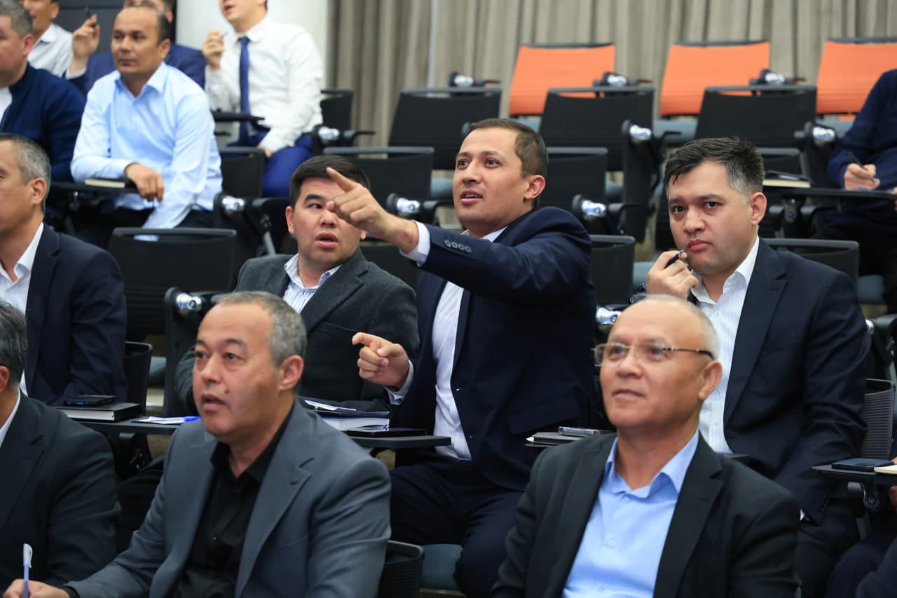 Vazirlikda ma'rifat soati: Mutolaa boshlandi!