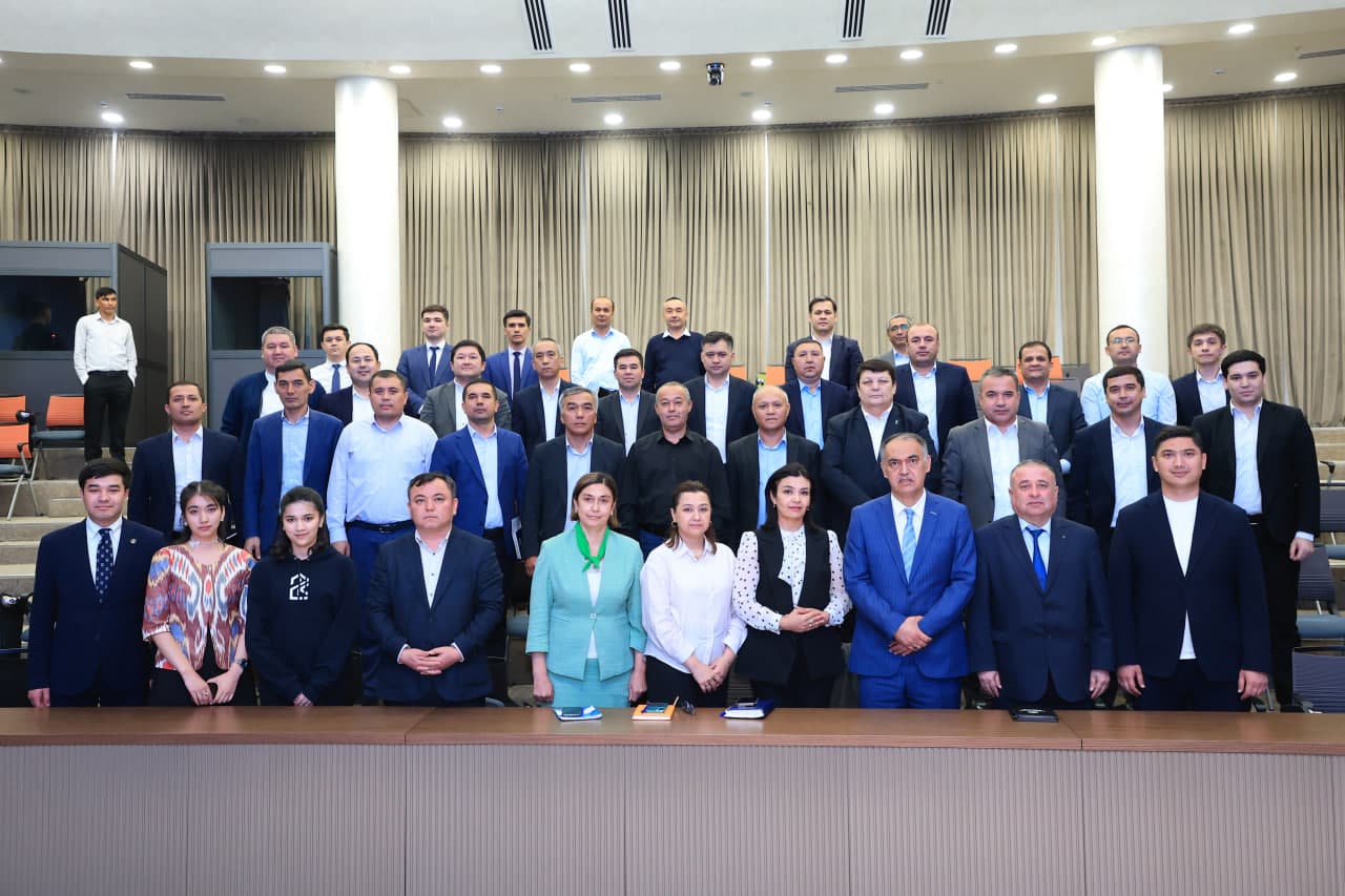 Vazirlikda ma'rifat soati: Mutolaa boshlandi!