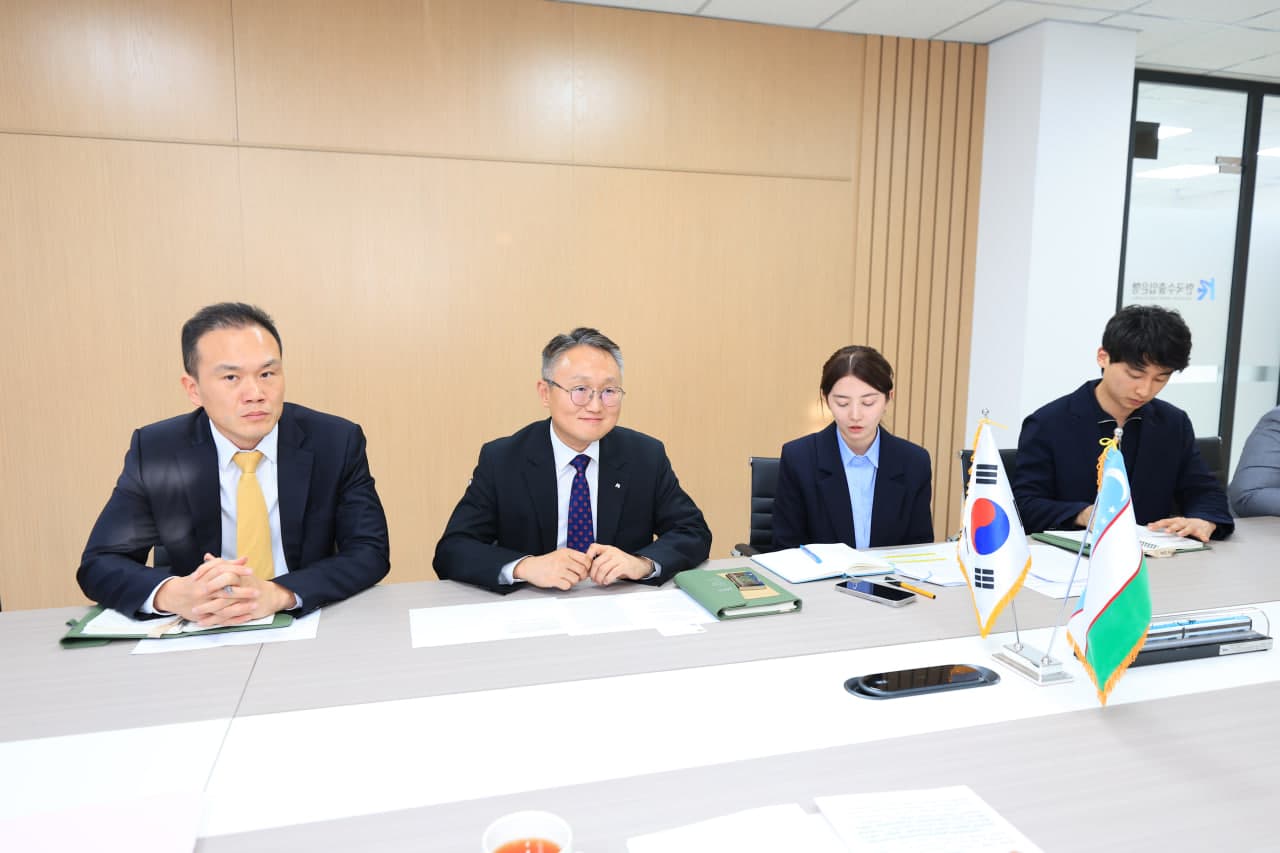 Будет реализован совместный проект по модернизации профессионального образования с Эксимбанком