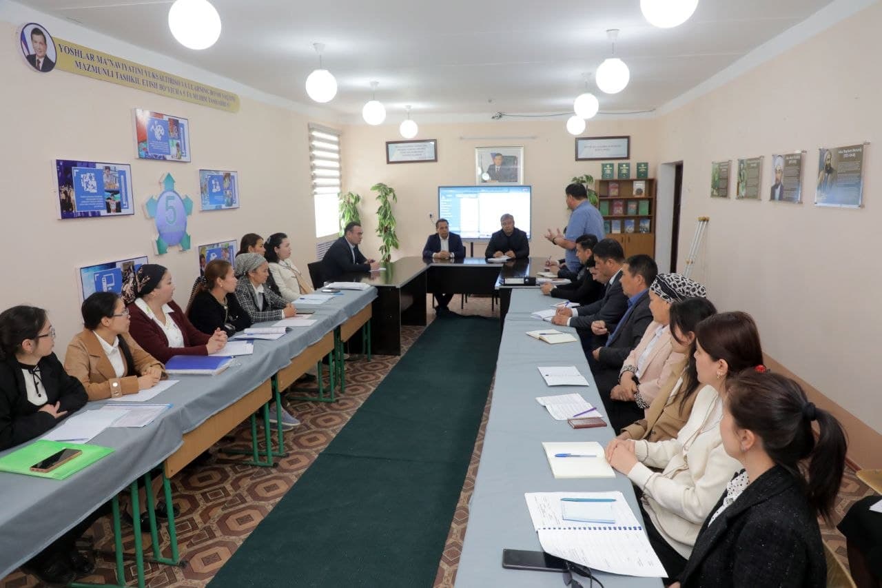 В Ходжейлинском районе обсуждены вопросы развития системы образования