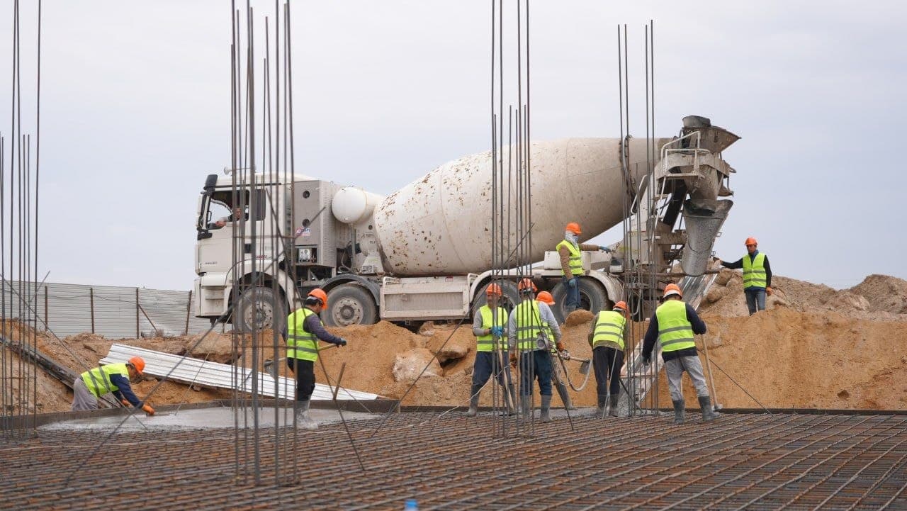 Innovatsion texnologiyalar universiteti yangi binosiga tamal toshi qoʻyildi