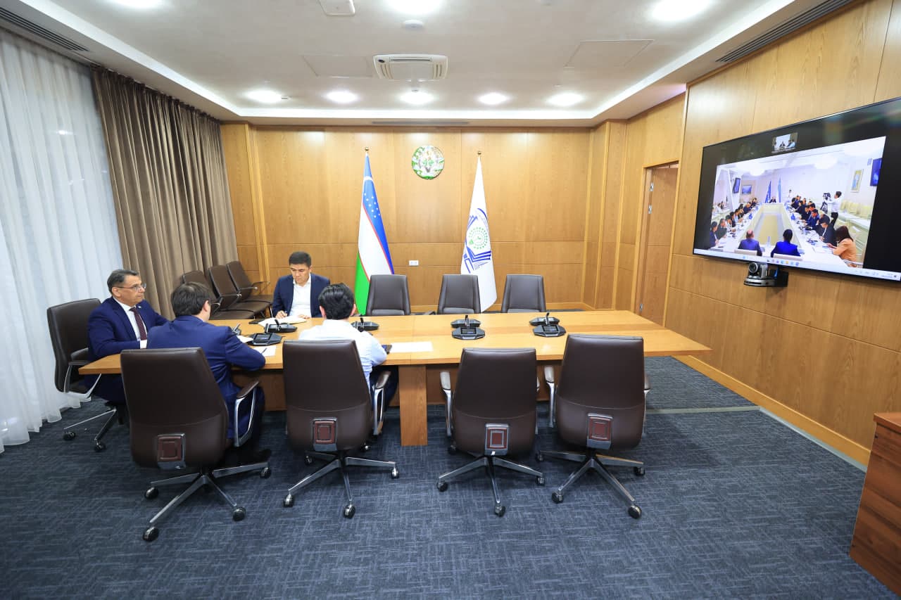 В фракции УзЛиДеП обсуждены вопросы развития системы высшего образования