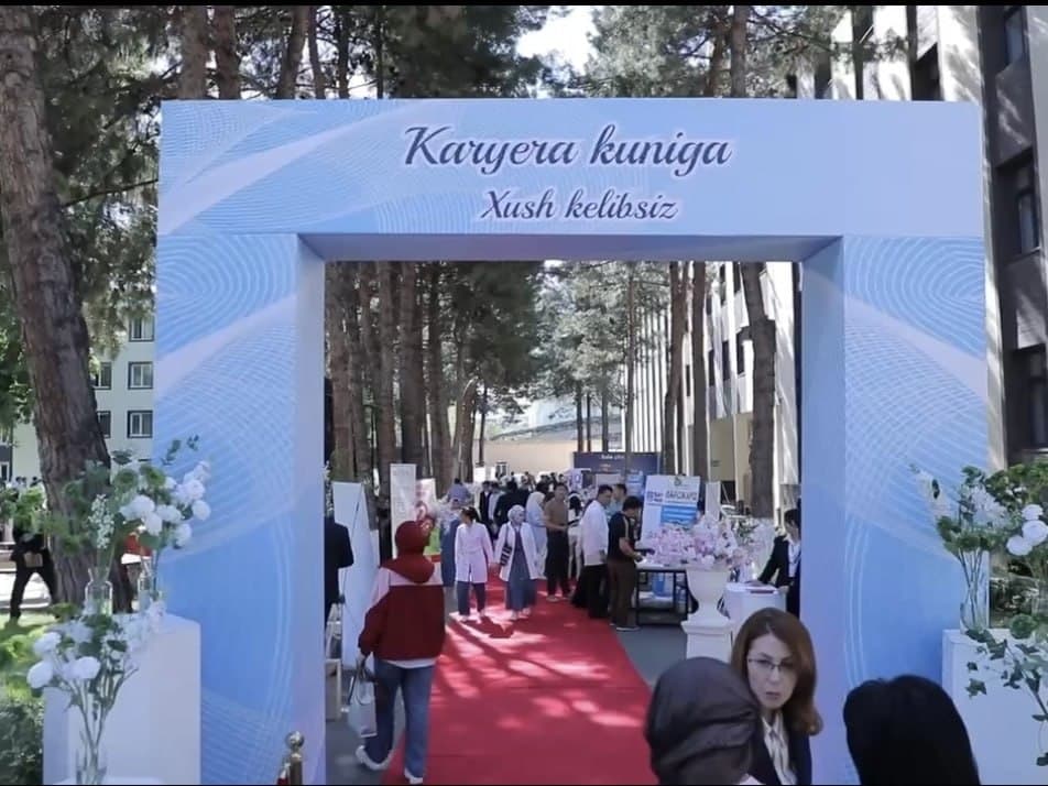 Toshkent farmatsevtika institutida “Karyera kuni” doirasida “Bo‘sh ish o‘rinlari mehnat yarmarkasi” o‘tkazildi