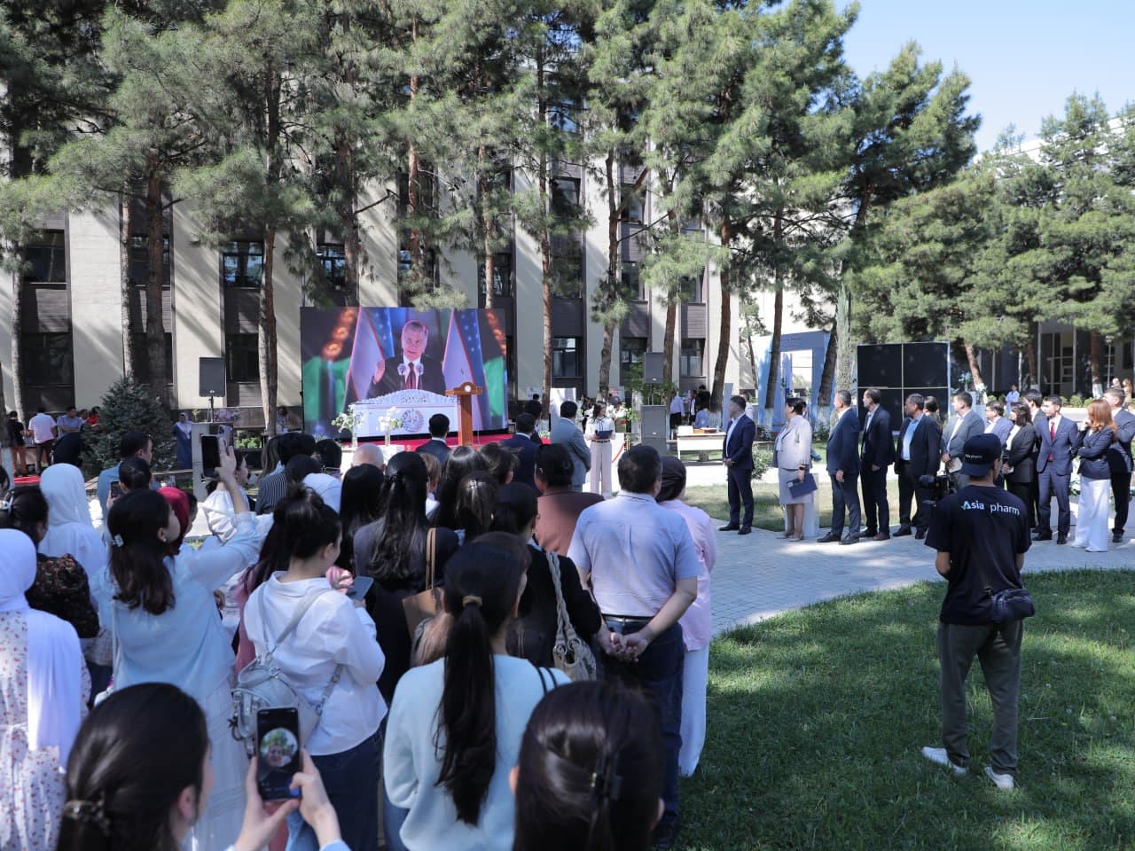 Toshkent farmatsevtika institutida “Karyera kuni” doirasida “Bo‘sh ish o‘rinlari mehnat yarmarkasi” o‘tkazildi