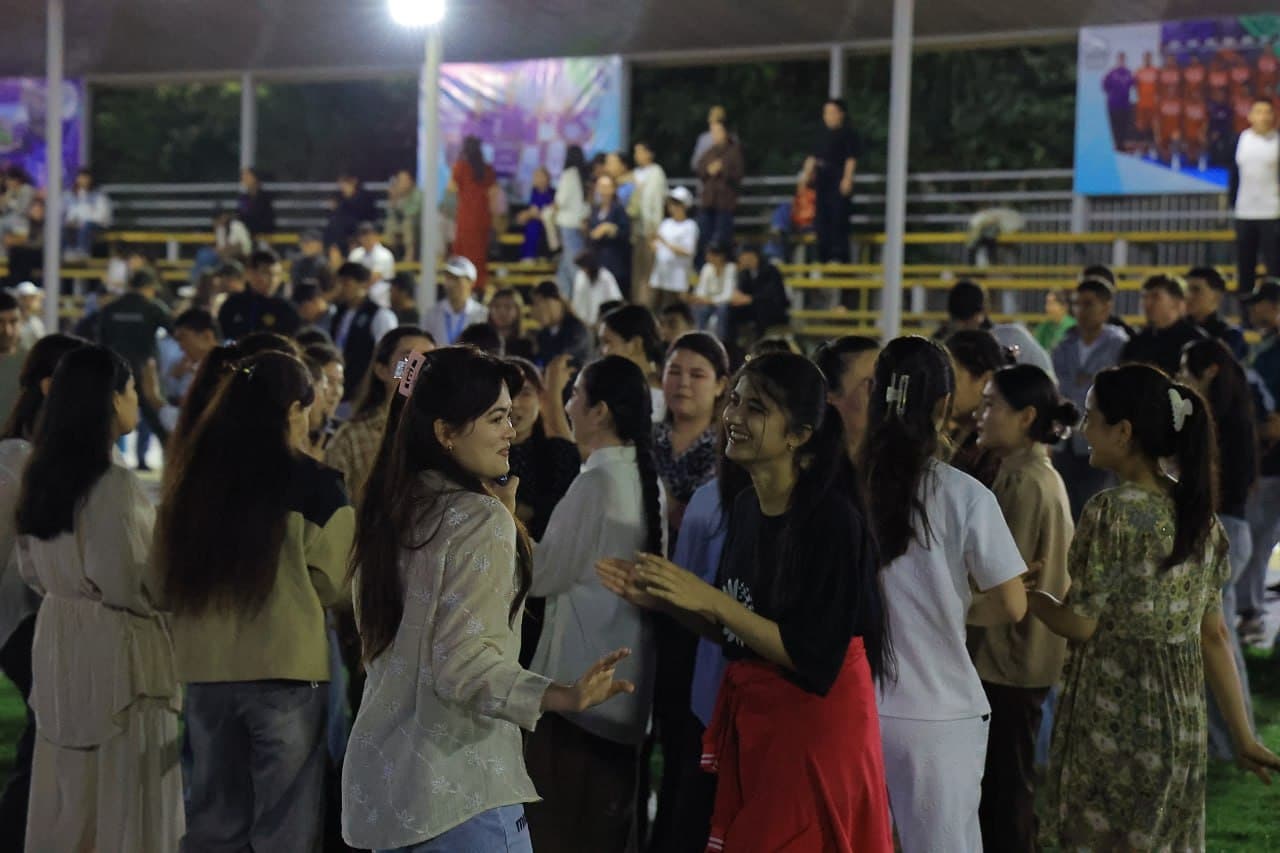 Termizda talaba yoshlar oʻrtasida “Vazir kubogi” futbol musobaqasi boshlandi