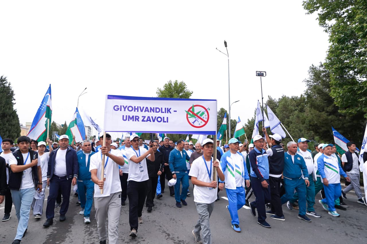 Termizda rektorlar marafoni: salomatlik sari o‘n ming qadam