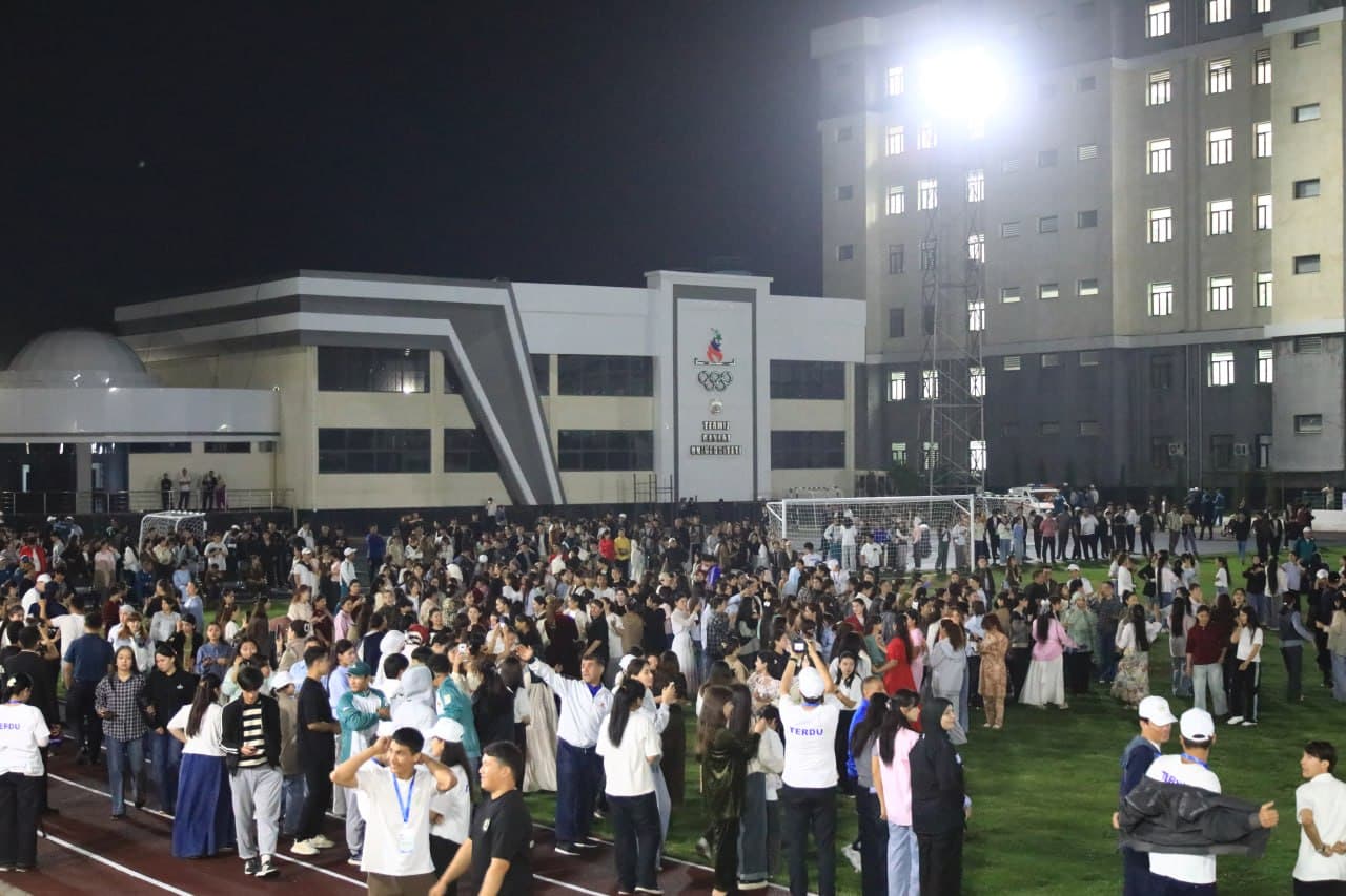 Termizda talaba yoshlar oʻrtasida “Vazir kubogi” futbol musobaqasi boshlandi