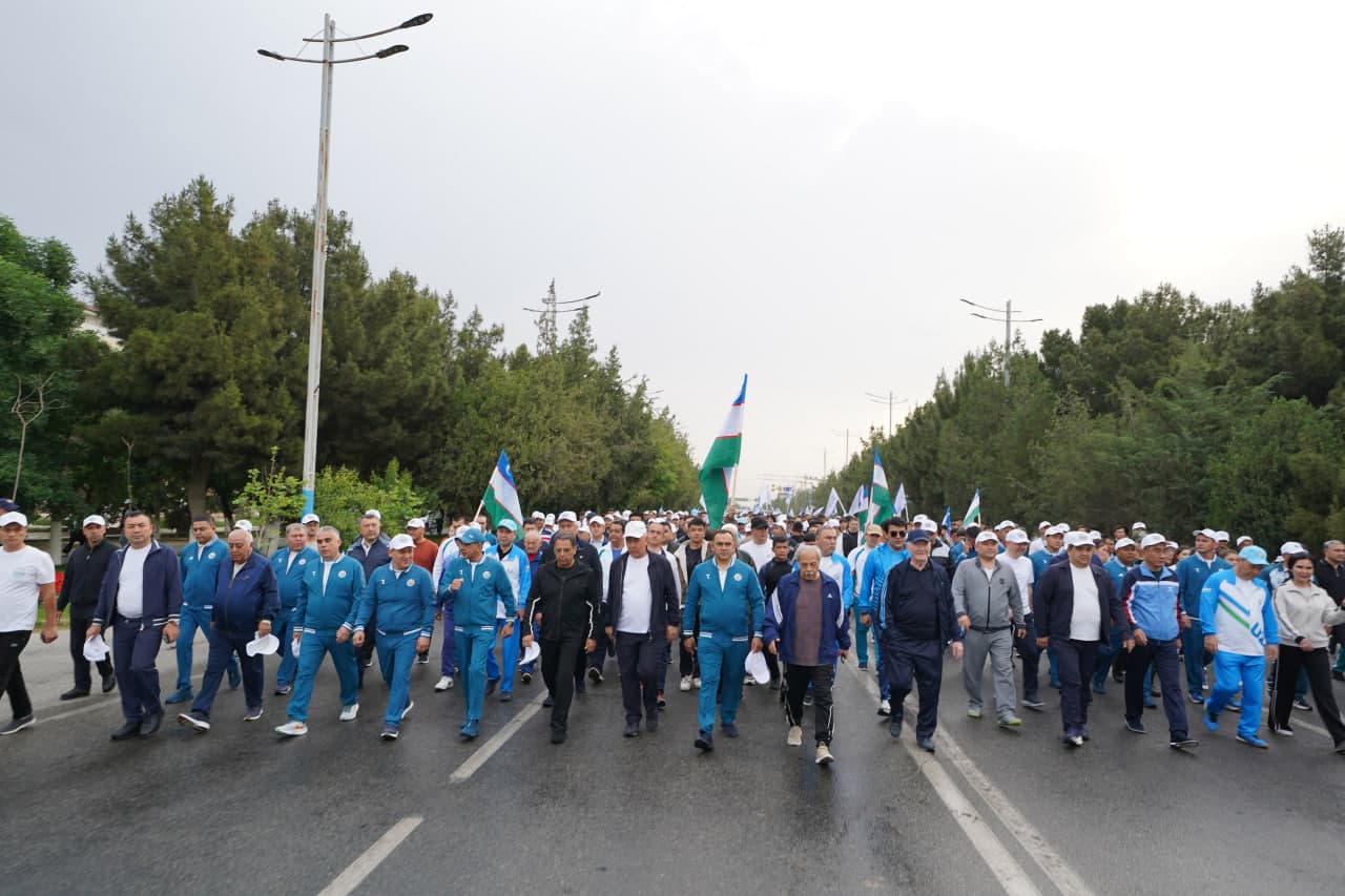 Termizda rektorlar marafoni: salomatlik sari o‘n ming qadam