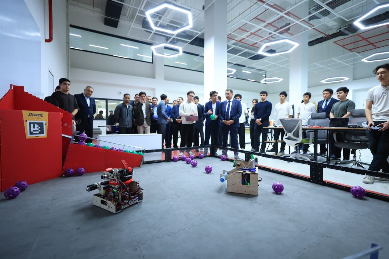 Vazir “INNO” texnoparkida yosh muhandislar bilan muloqot qildi