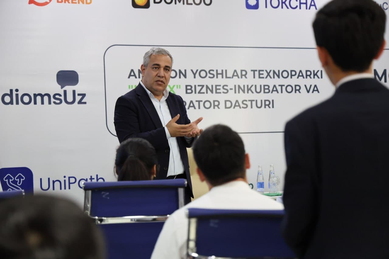Andijon yoshlar texnoparkida “Rahbar va yoshlar” uchrashuvi o‘tkazildi