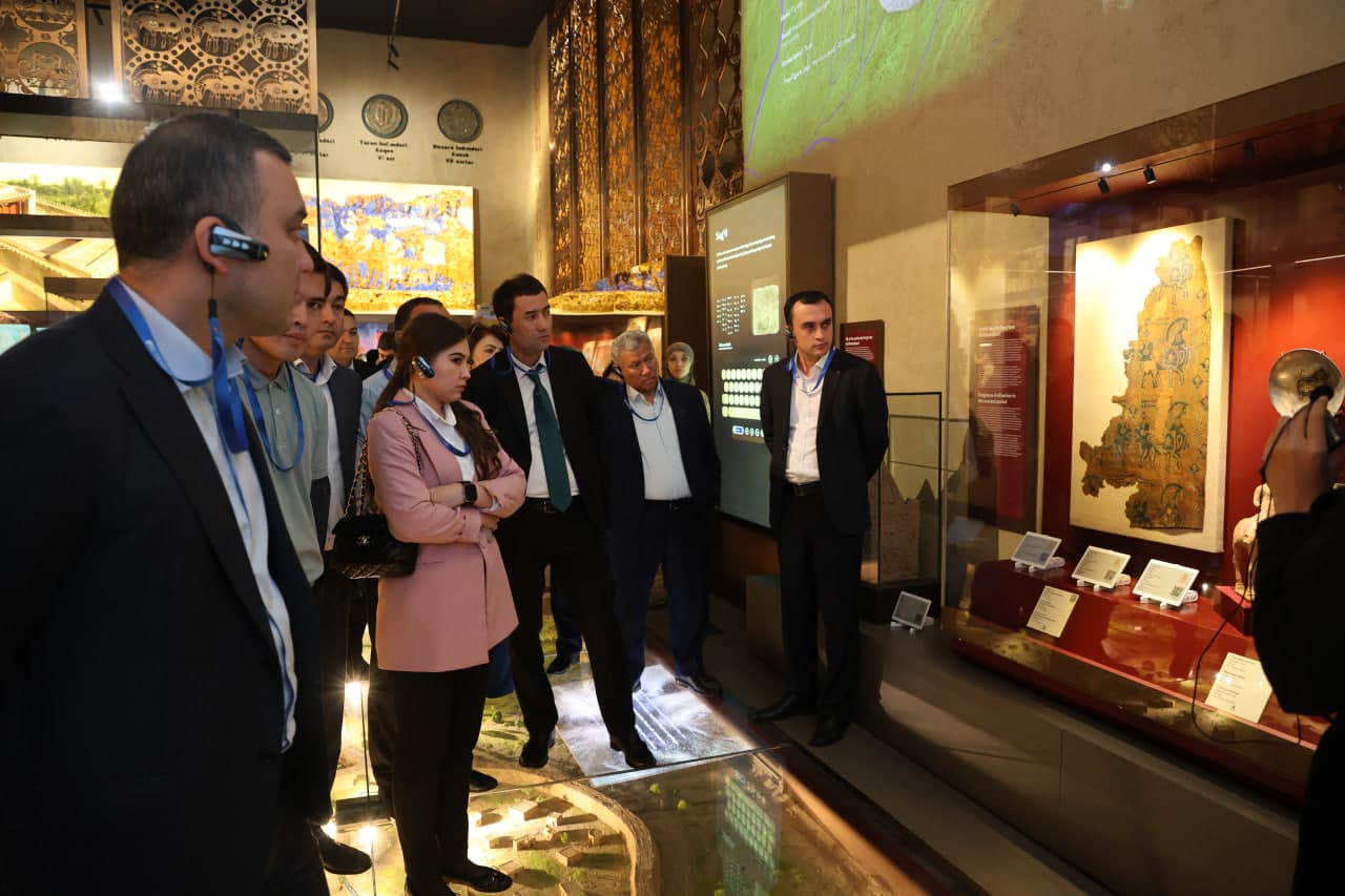 Сотрудники Министерства посетили Центр исламской цивилизации