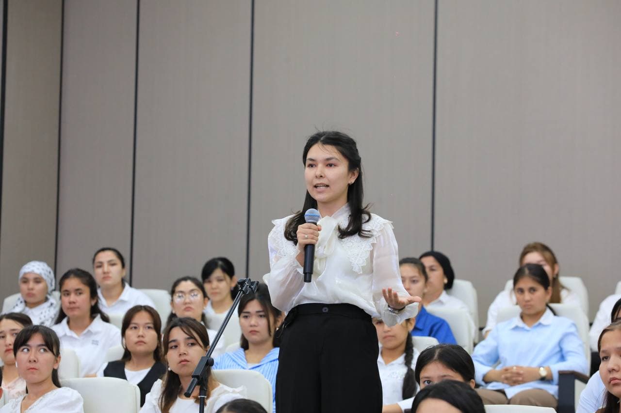 Talaba Expo – 2026: Termiz davlat pedagogika institutida ochiq muloqot oʻtkazildi