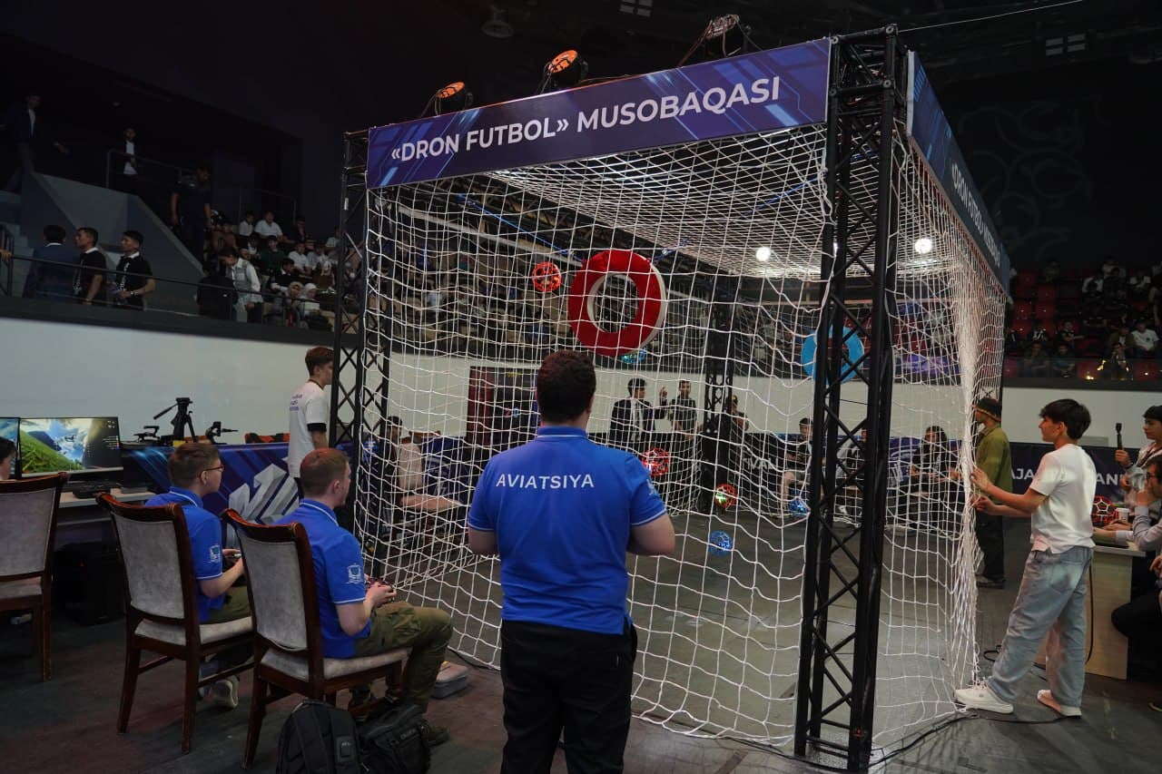 “Kelajak muhandislari”: Dron futbol musobaqasi