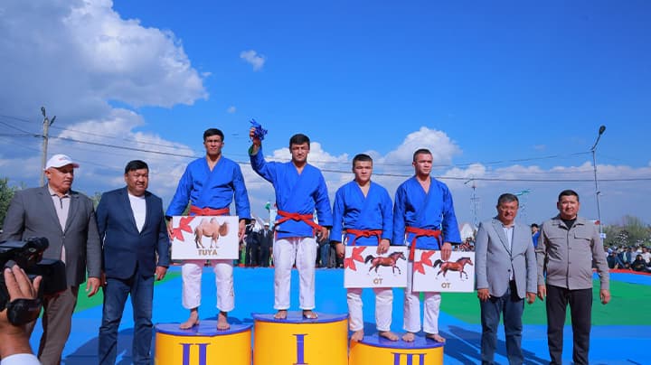 Talabalar milliy kurash bo‘yicha sovrinli o‘rinlarni qo‘lga kiritdi!