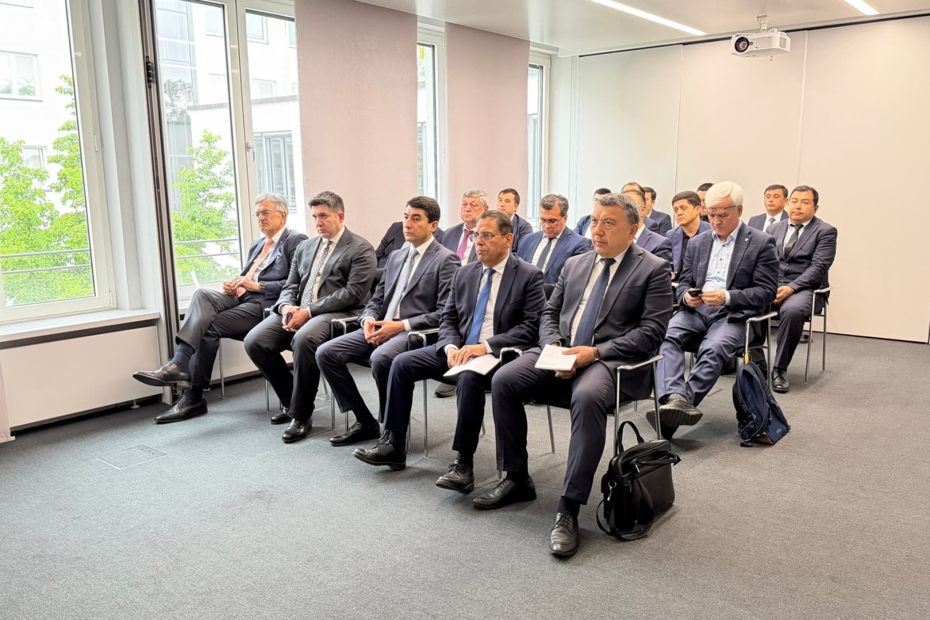 Oʻzbekiston delegatsiyasi Bavariyada dual taʼlim tizimi tajribasini oʻrgandi