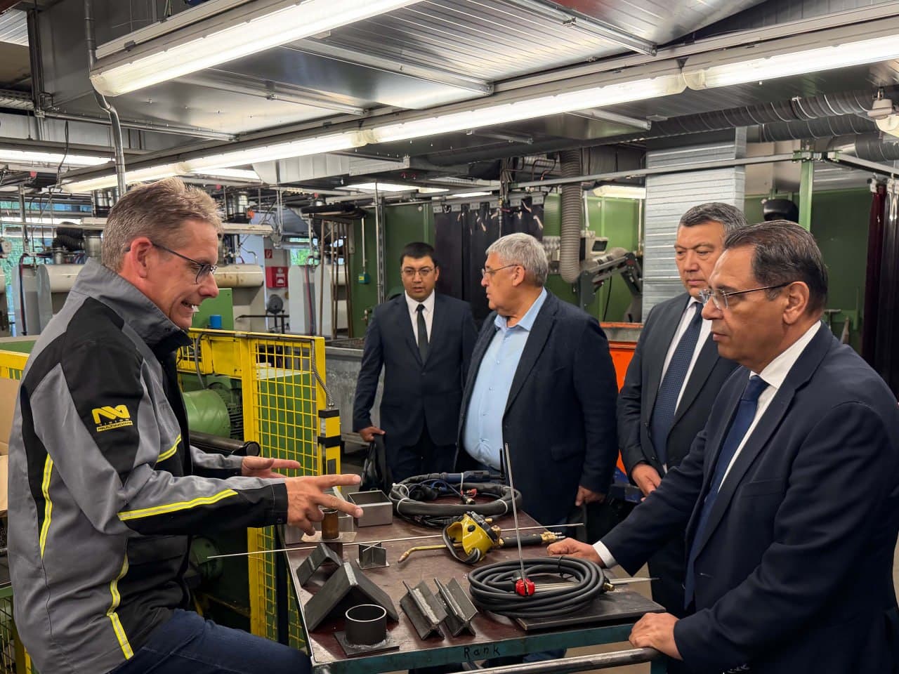 Uzbek Delegation Explores the Activities of the Bavarian Chamber of Skilled Crafts