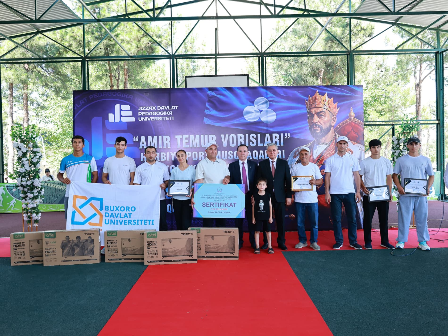 “Amir Temur vorislari” harbiy-sport musobaqasi g‘oliblari tantanali taqdirlandi!