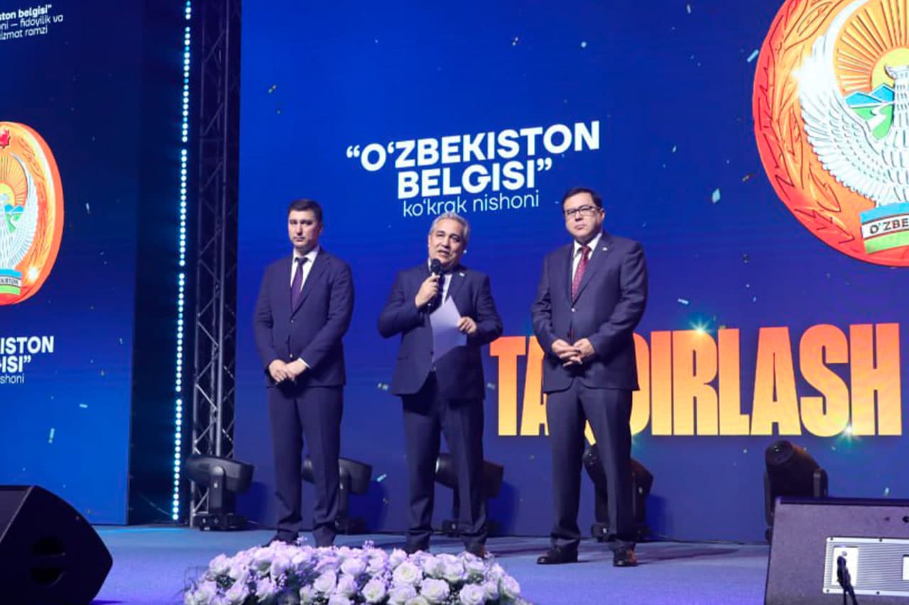 Toshkentda faol va tashabbuskor yoshlarga “O‘zbekiston belgisi” ko‘krak nishoni tantanali ravishda topshirildi