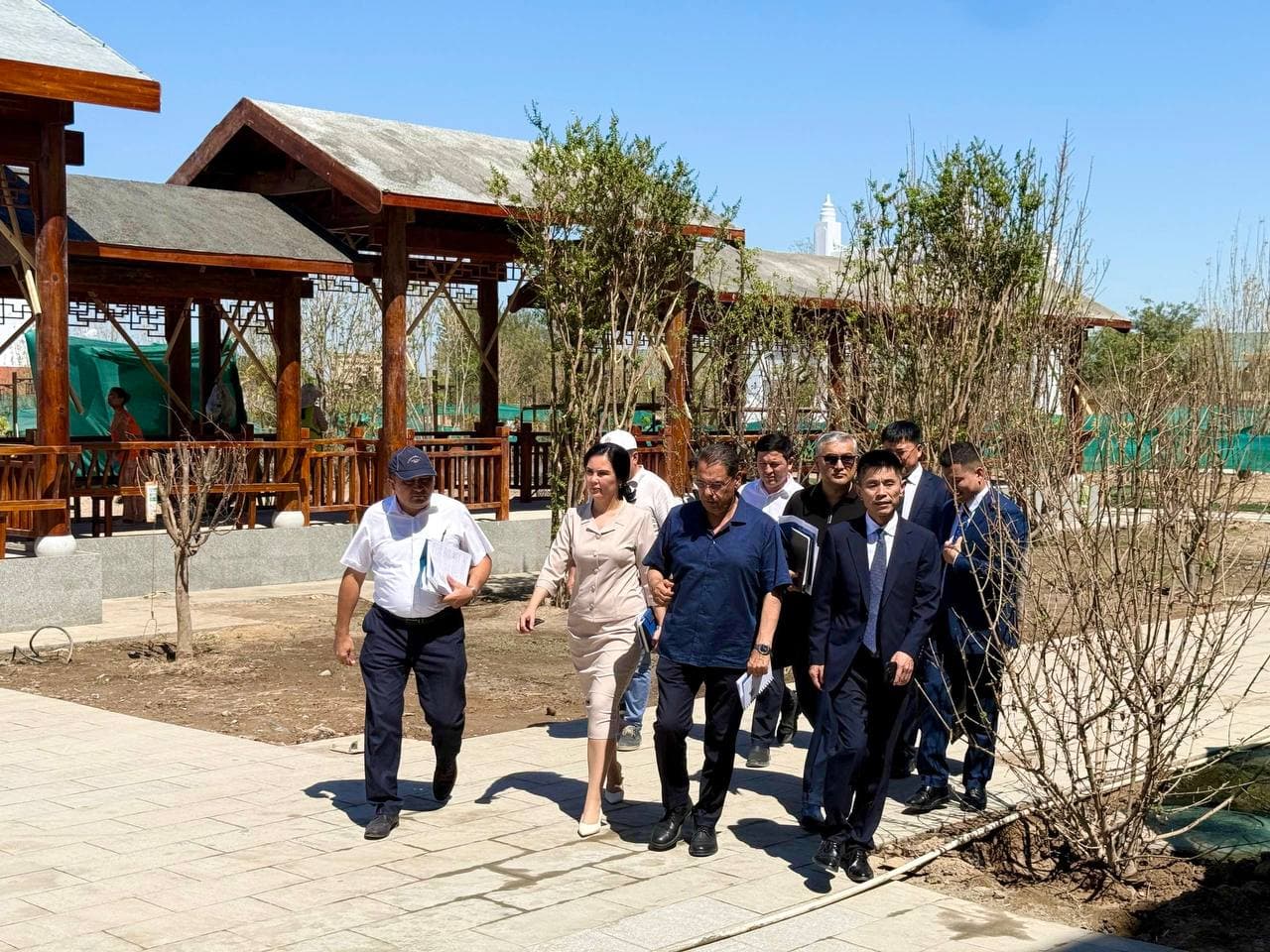 Vazir Xiva shahridagi Lyaonin pedagogika universiteti filialida amalga oshirilayotgan tayyorgarlik ishlari bilan tanishdi