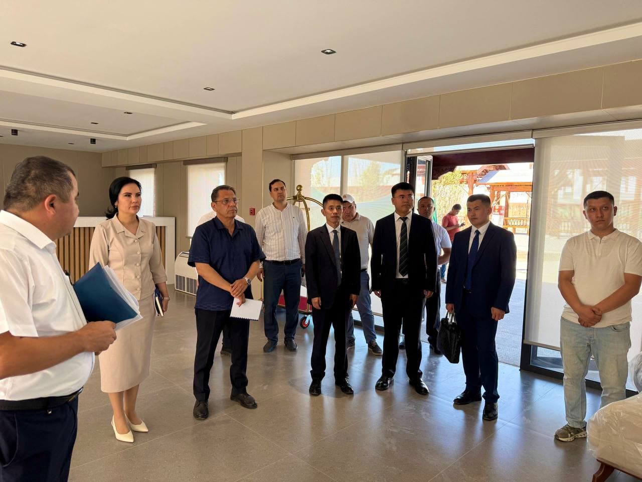 Vazir Xiva shahridagi Lyaonin pedagogika universiteti filialida amalga oshirilayotgan tayyorgarlik ishlari bilan tanishdi