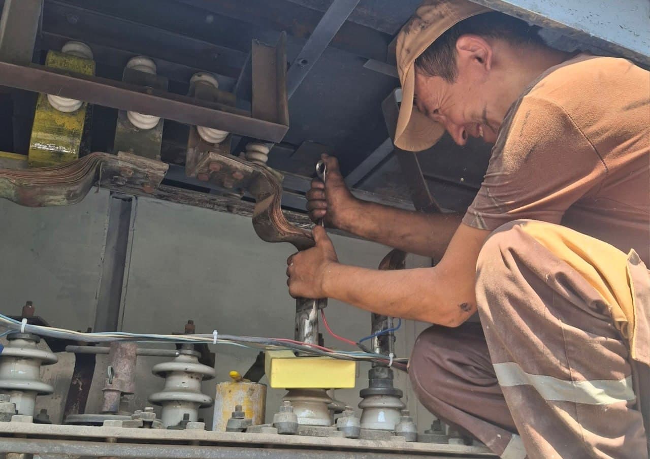 Dual Education: Scientists and Students of TIIAME National Research University Study the Electrical Networks of Yunusabad District